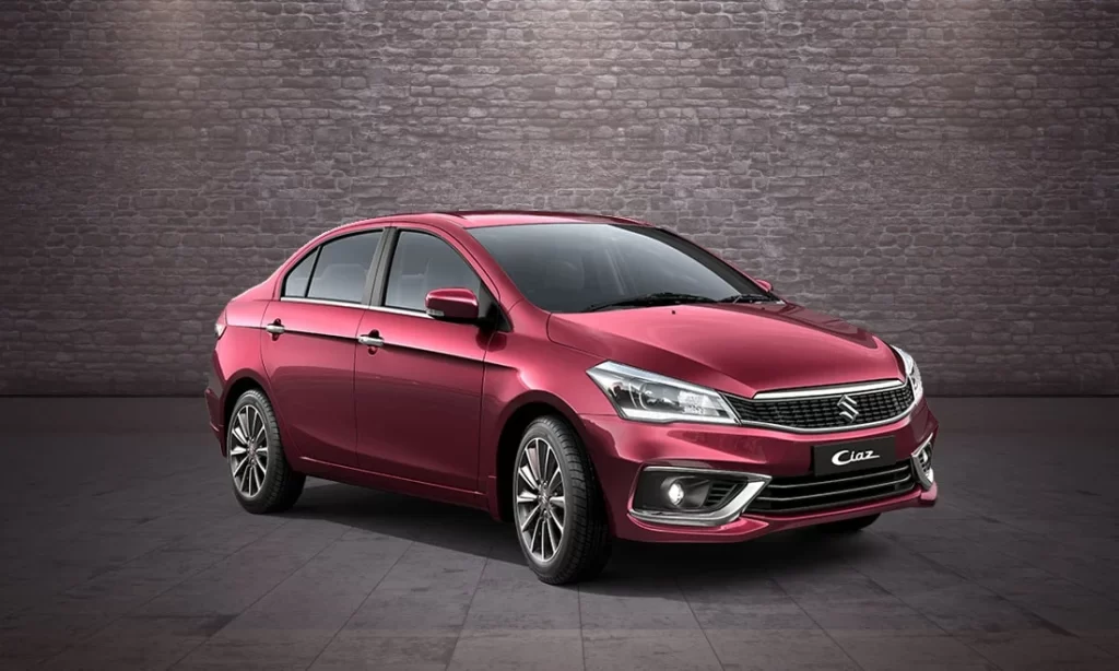 La Suzuki Ciaz rouge