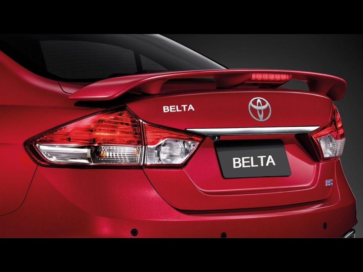 Toyota Belta : La synthèse parfaite de style et de fonctionnalité